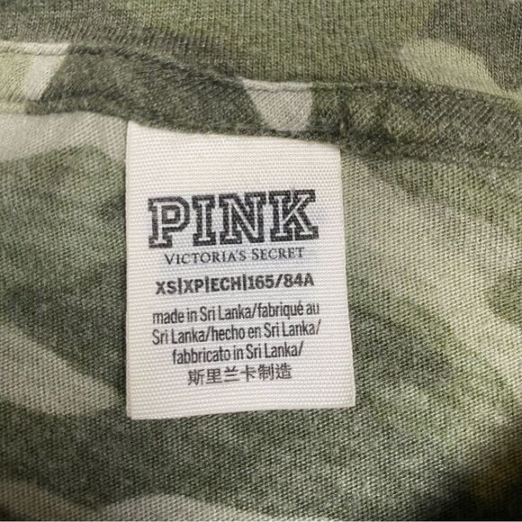 PINK Victoria's Secret Camo T-shirt - Picture 3 of 4